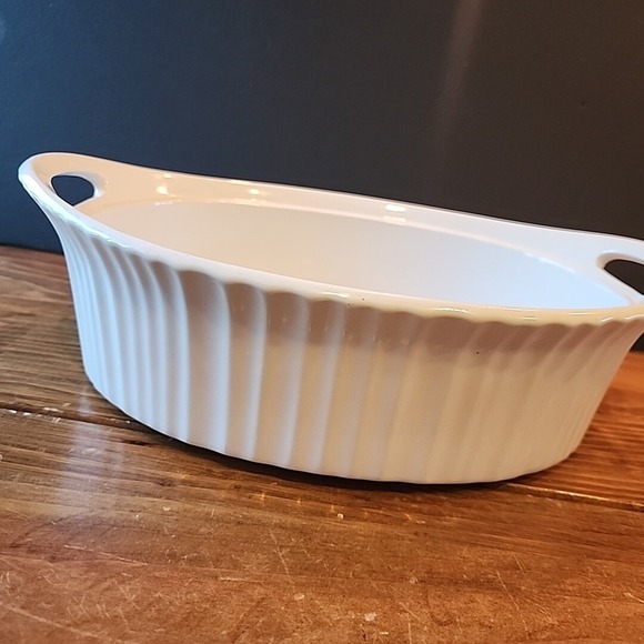 Corning Ware 2 1/2 Quarts Handles Flared Rim Casserole Dish Only 13" x 3.5" - Picture 7 of 11